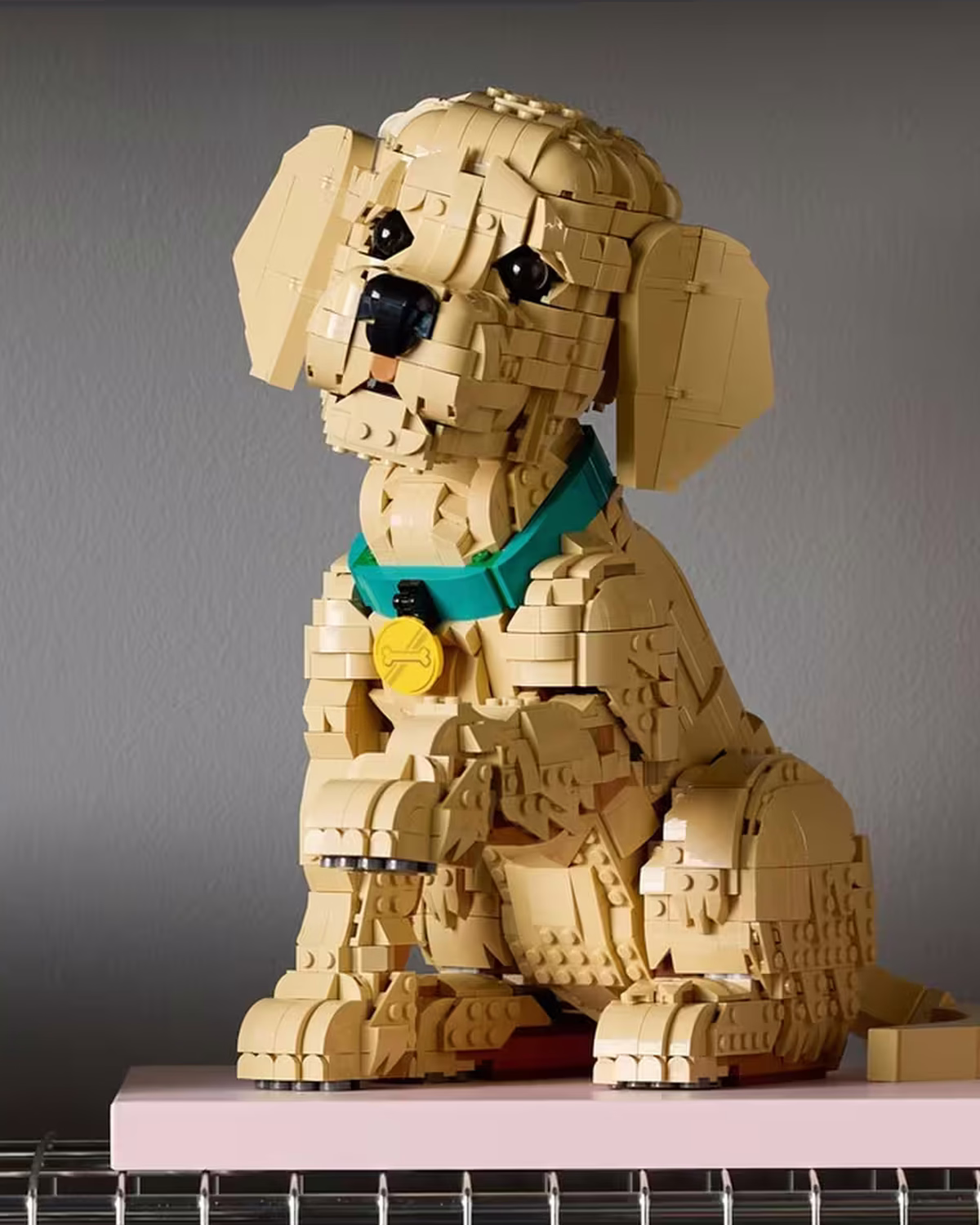 LEGO Icons 11384 Golden Retriever Puppy Set for Adults view 5