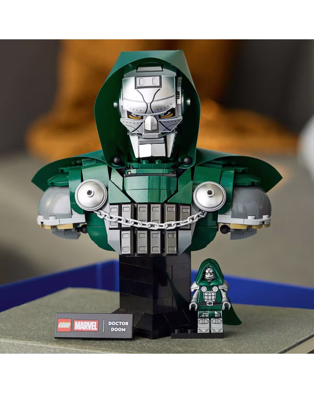 LEGO Marvel 76345 Doctor Doom Bust Set for Adults view 6