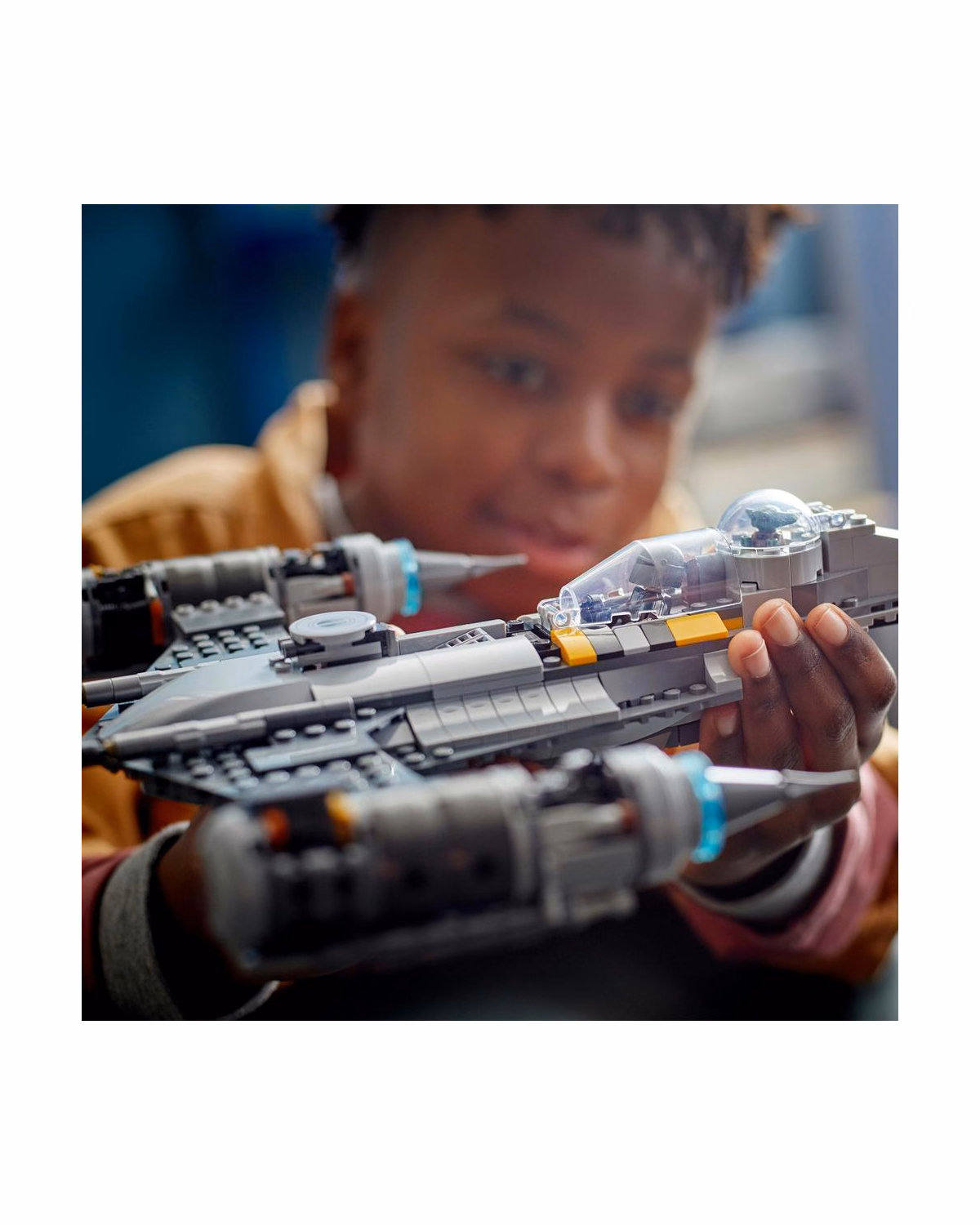 LEGO® 75325 Star Wars The Mandalorian's N-1 Starfighter Set - 4